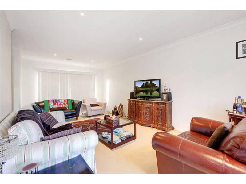 23 Wentworth Drive, Taylors Lakes VIC 3038