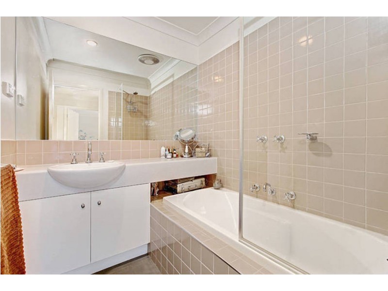 23 Wentworth Drive, Taylors Lakes VIC 3038