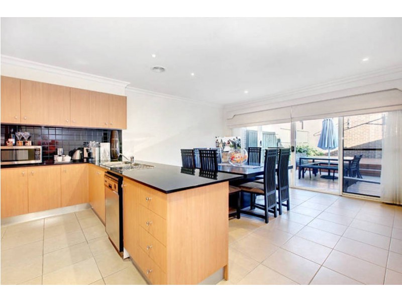 13 Wentworth Drive, Taylors Lakes VIC 3038