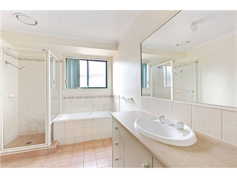 6 Balcombe Place, Hillside VIC 3037