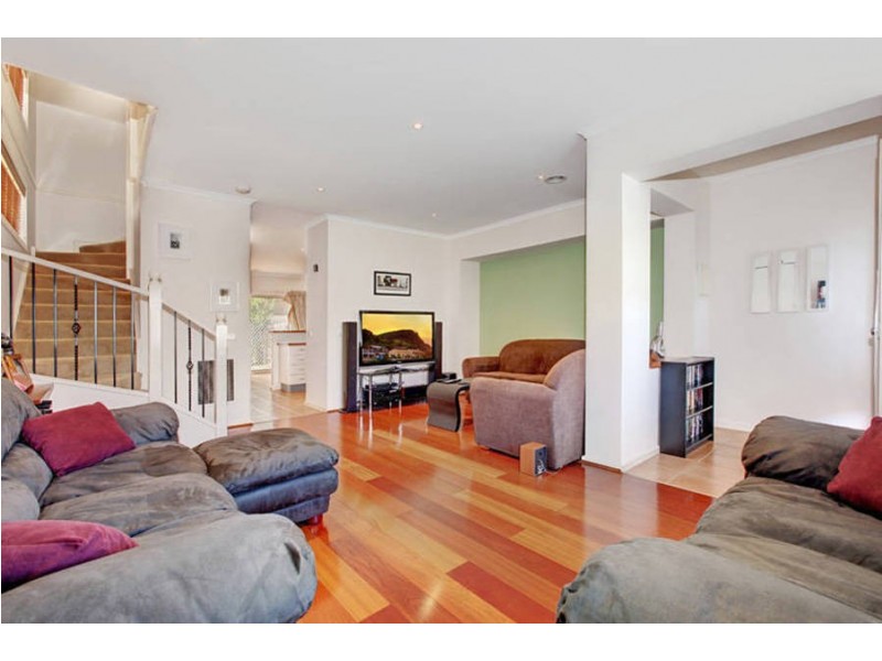 51 Amberlea Circuit, Taylors Hill VIC 3037