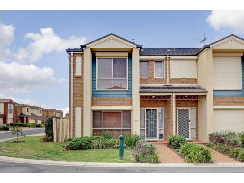 51 Amberlea Circuit, Taylors Hill VIC 3037