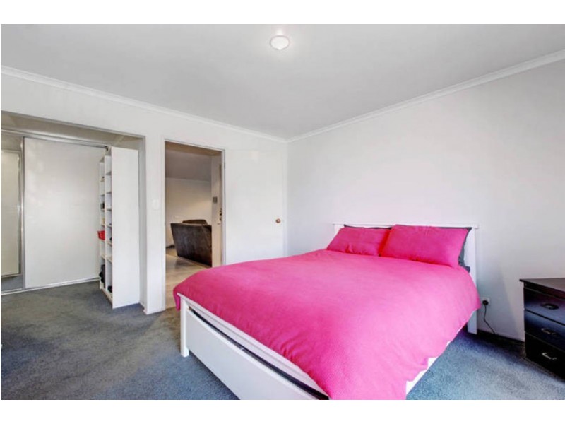 4 Catherine Drive, Hillside VIC 3037