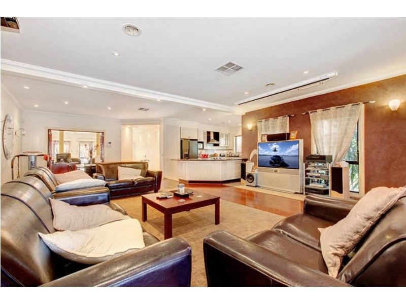 12 Apollo Court, Hillside VIC 3037