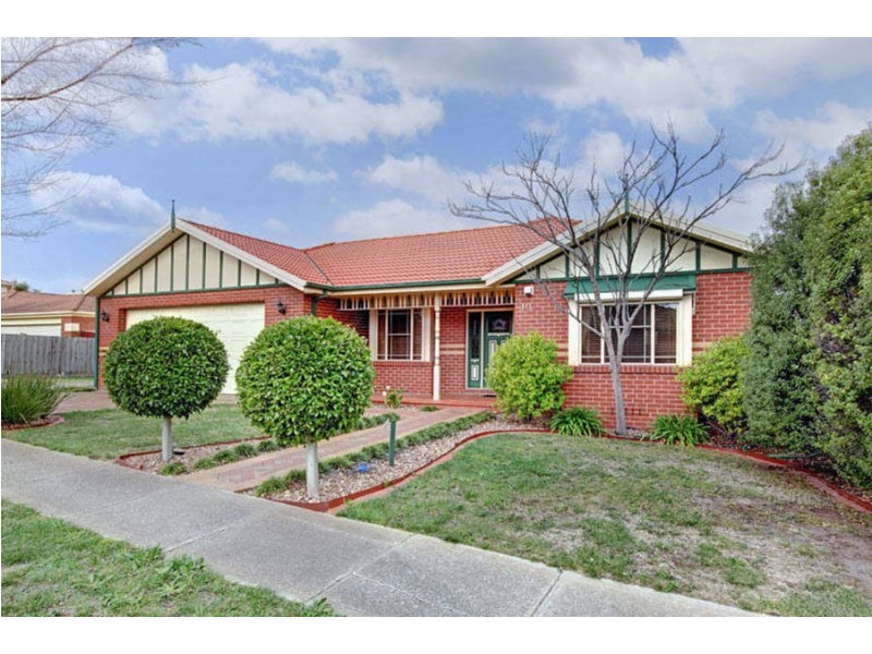 10 Queens Parade, Hillside VIC 3037