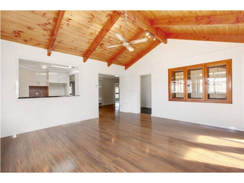 16 Lady Nelson Way, Taylors Lakes VIC 3038