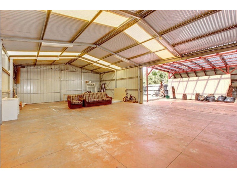 14 Barley Court, Delahey VIC 3037