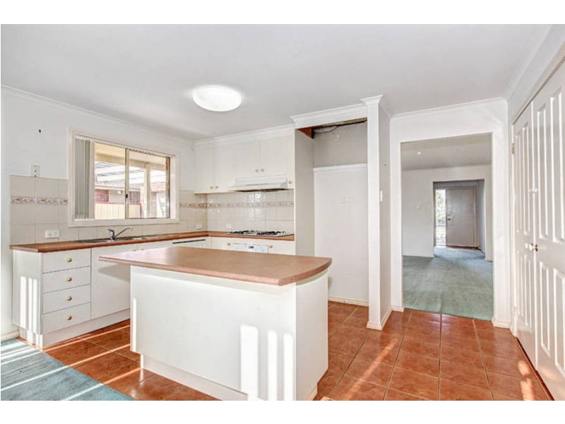 10 Marner Avenue, Hillside VIC 3037