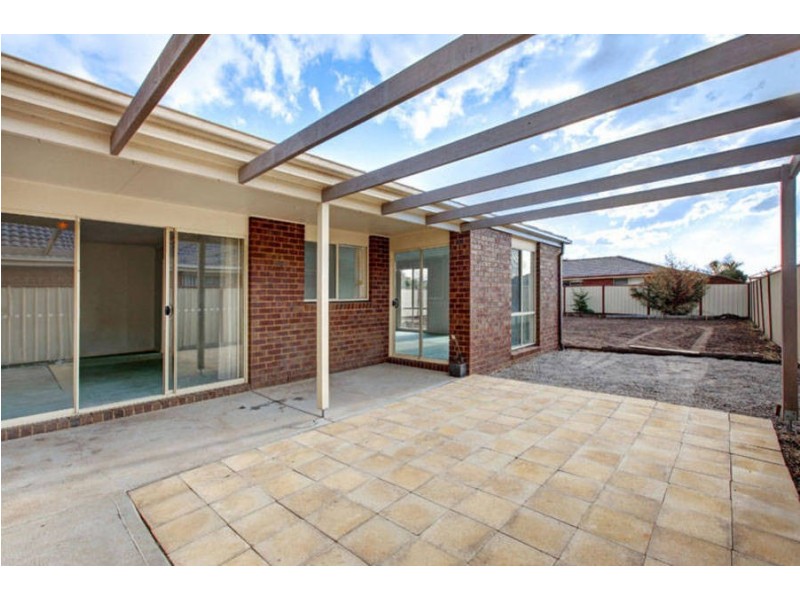 10 Marner Avenue, Hillside VIC 3037