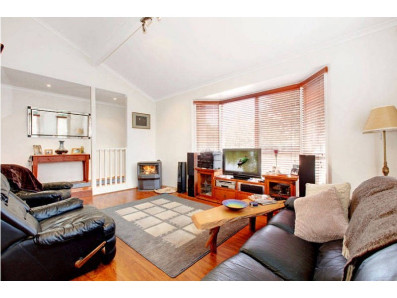 14 Granite Way, Delahey VIC 3037