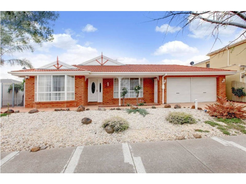 28 Ambridge Grove, Sydenham VIC 3037