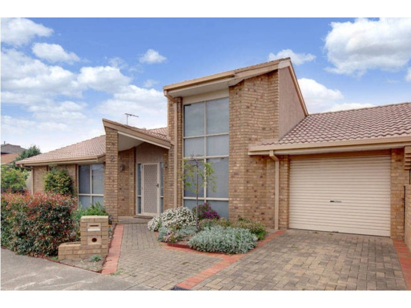2/14 Catherine Drive, Hillside VIC 3037