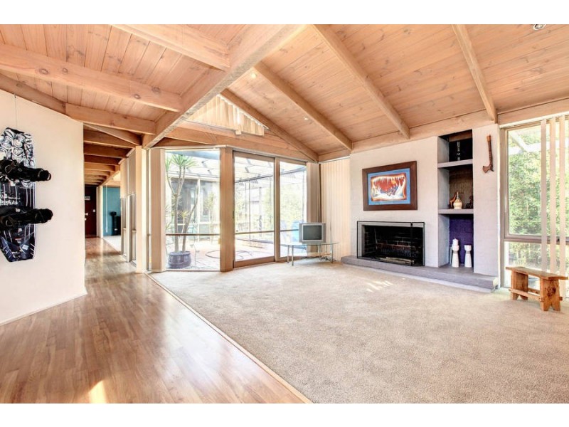 14 Banchory Avenue, Hillside VIC 3037