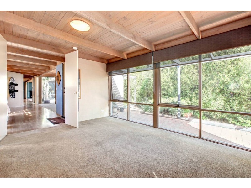 14 Banchory Avenue, Hillside VIC 3037