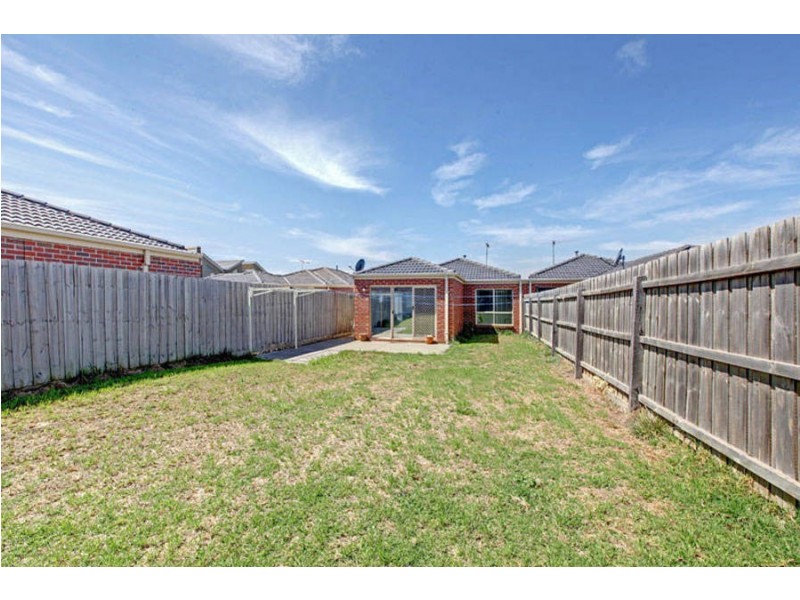 1/4 Lorraine Court, Hillside VIC 3037