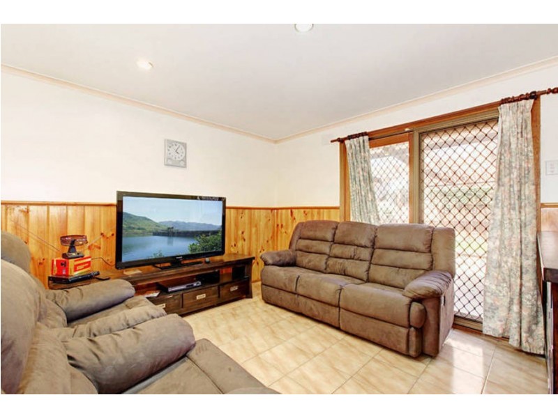 22 Lady Nelson Way, Taylors Lakes VIC 3038