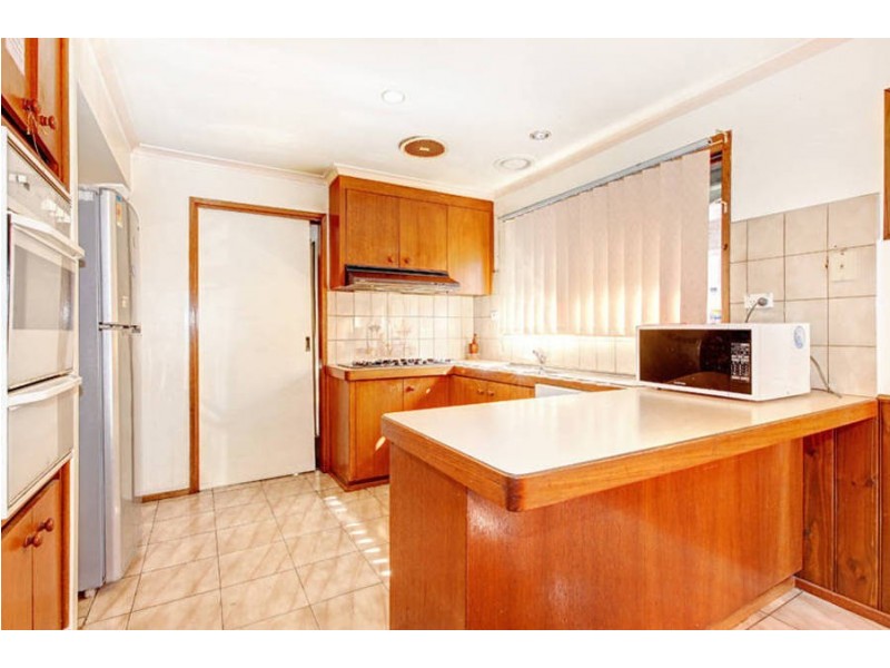 22 Lady Nelson Way, Taylors Lakes VIC 3038