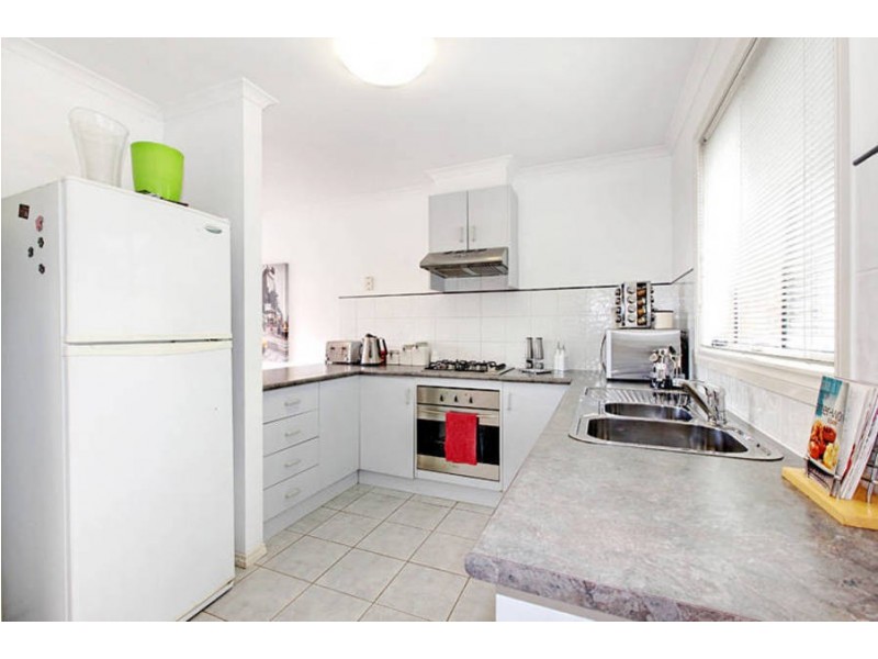 1/53 Jade Way, Hillside VIC 3037