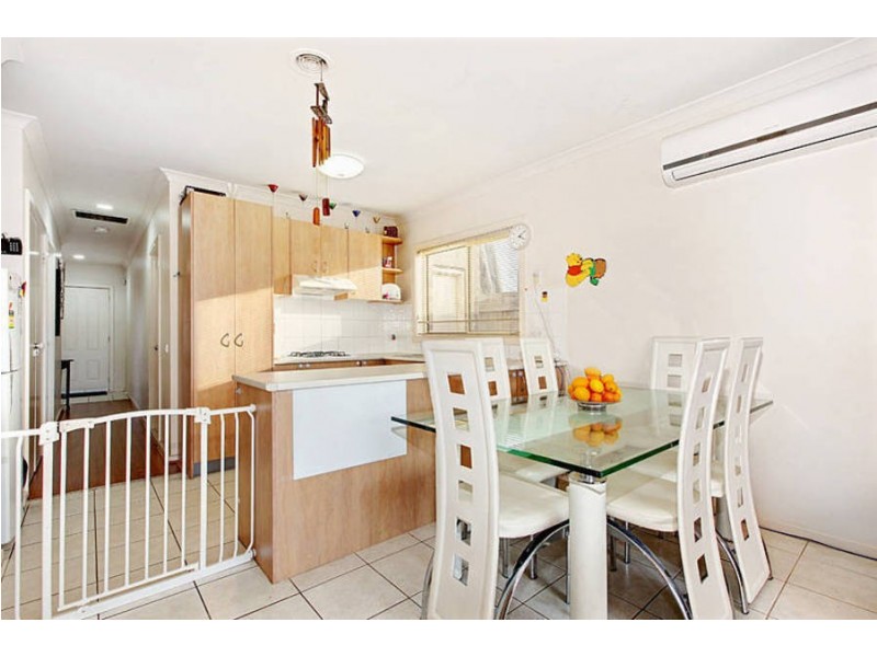 13 Sarkis Mews, Hillside VIC 3037