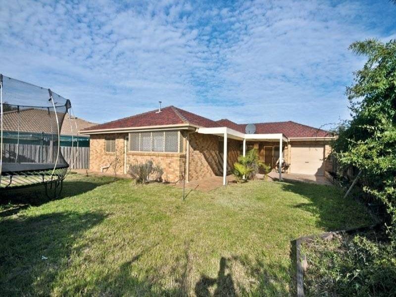 54 Bellbird Avenue, Taylors Lakes VIC 3038