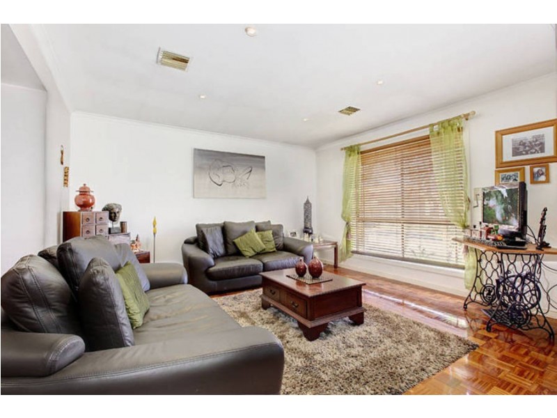 11 Gunyah Mews, St Albans VIC 3021