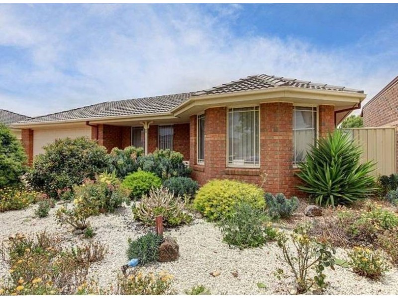 38 Timele Drive, Hillside VIC 3037