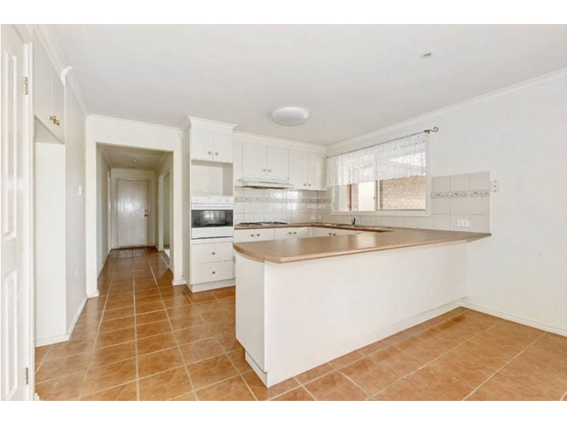 38 Timele Drive, Hillside VIC 3037