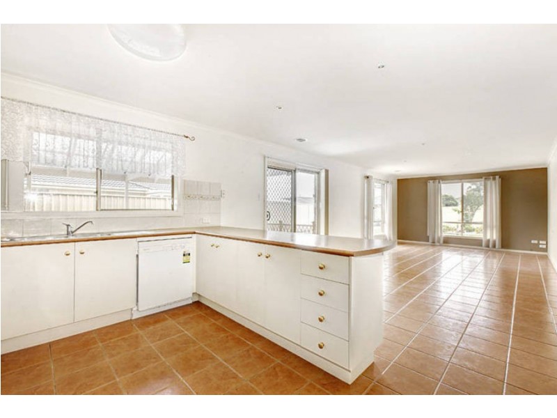 38 Timele Drive, Hillside VIC 3037