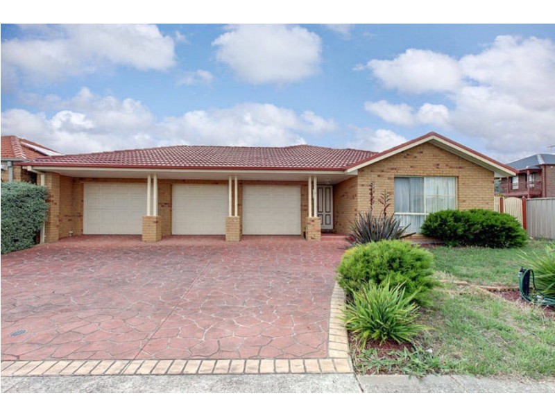 3 Mitta Place, Taylors Hill VIC 3037