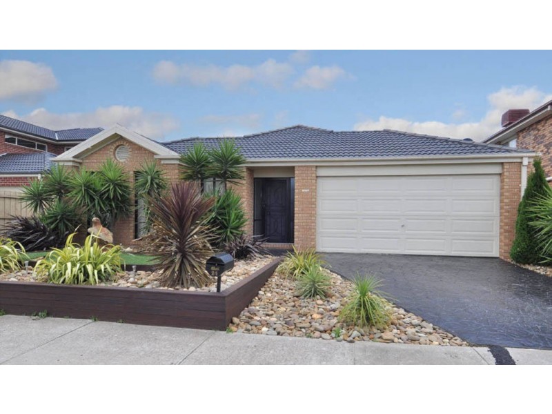 24 Willowood Court, Taylors Hill VIC 3037
