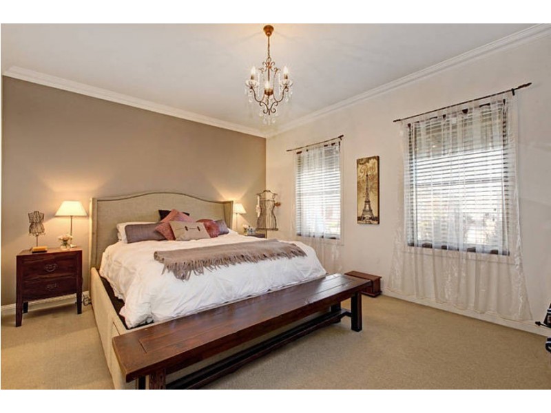 1/5 Padula Court, Hillside VIC 3037