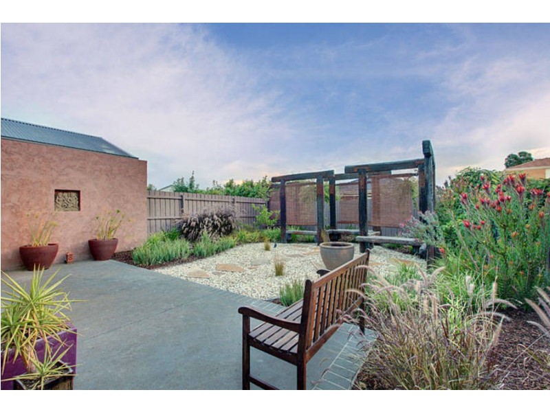 1/5 Padula Court, Hillside VIC 3037