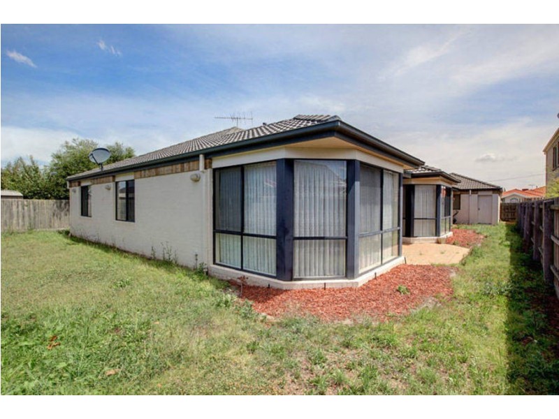 20 Palmerston Crescent, Taylors Lakes VIC 3038