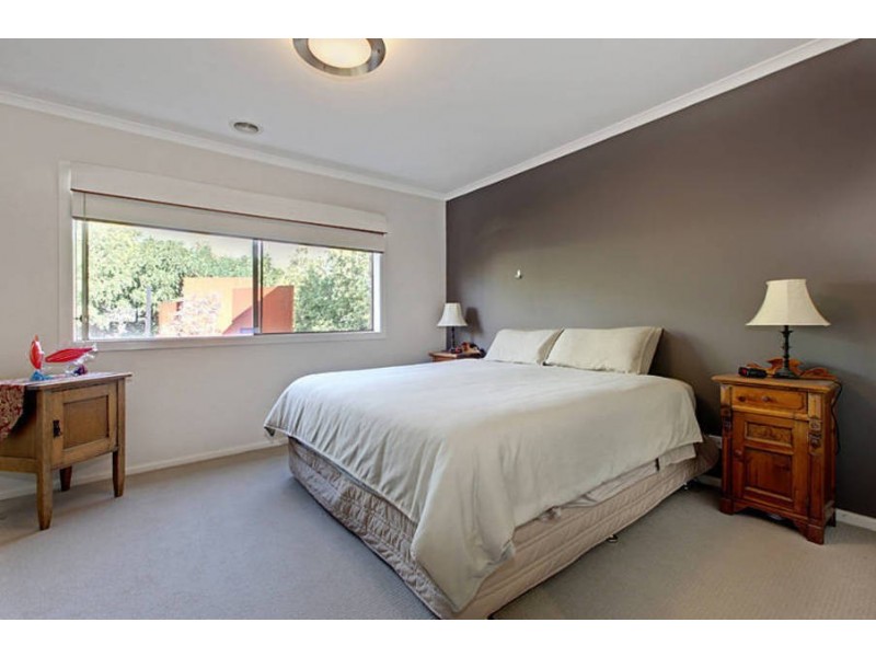 45 Melfin Drive, Hillside VIC 3037