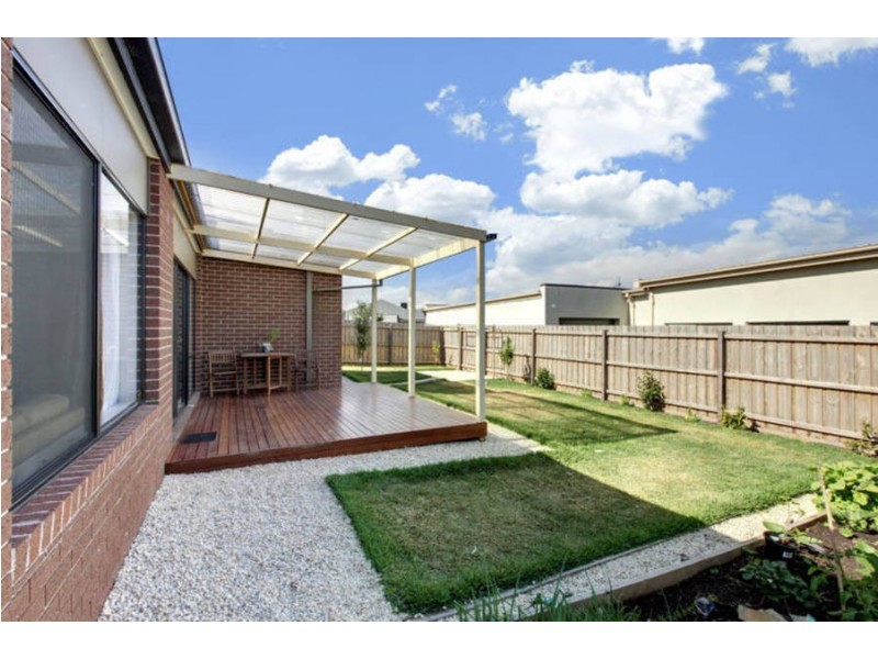 14 Morton Boulevard, Taylors Hill VIC 3037