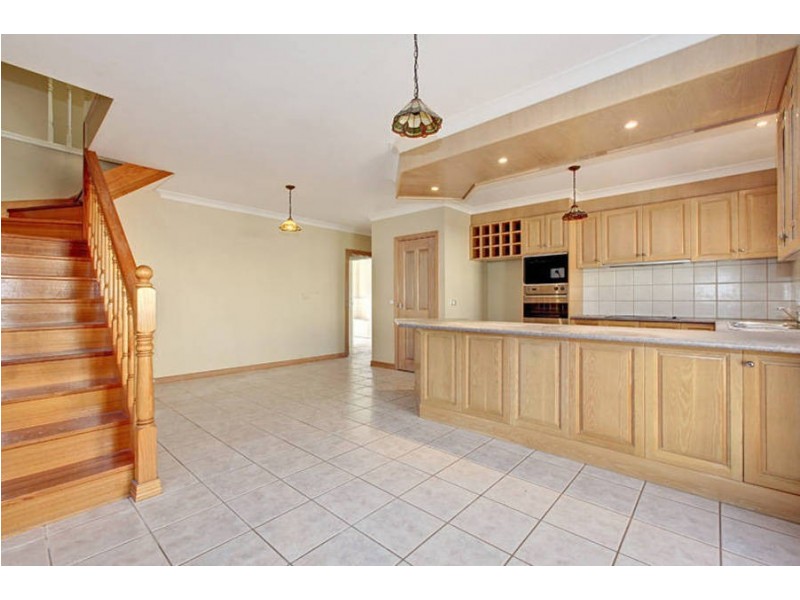 11 Longhurst Crescent, Hillside VIC 3037