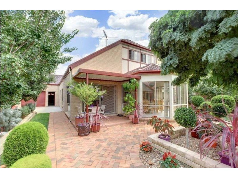 66 McCubbin Drive, Taylors Lakes VIC 3038