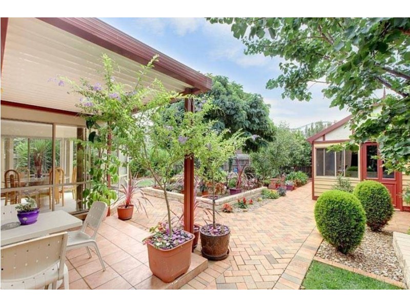 66 McCubbin Drive, Taylors Lakes VIC 3038