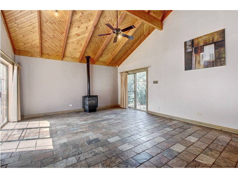 41 Fastnet Drive, Taylors Lakes VIC 3038