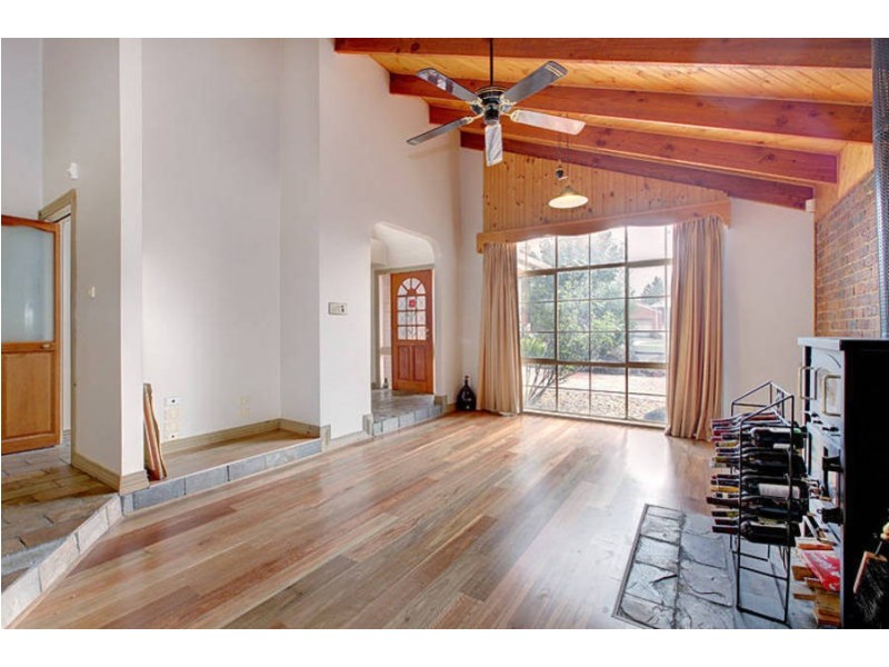 41 Fastnet Drive, Taylors Lakes VIC 3038