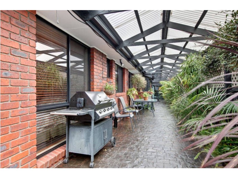 298 Taylors Road, Delahey VIC 3037