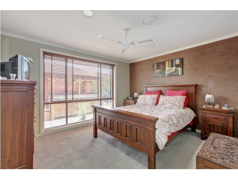 298 Taylors Road, Delahey VIC 3037