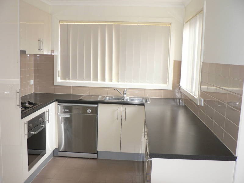 11 David Circuit, Hillside VIC 3037