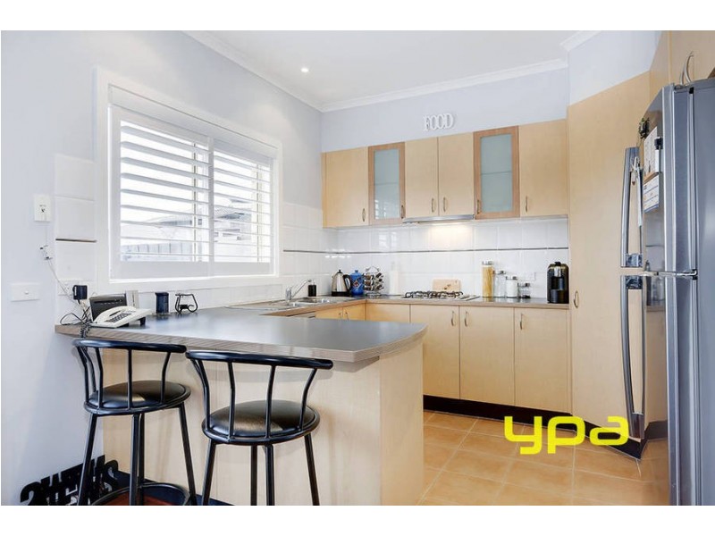 7 Amberlea Circuit, Taylors Hill VIC 3037