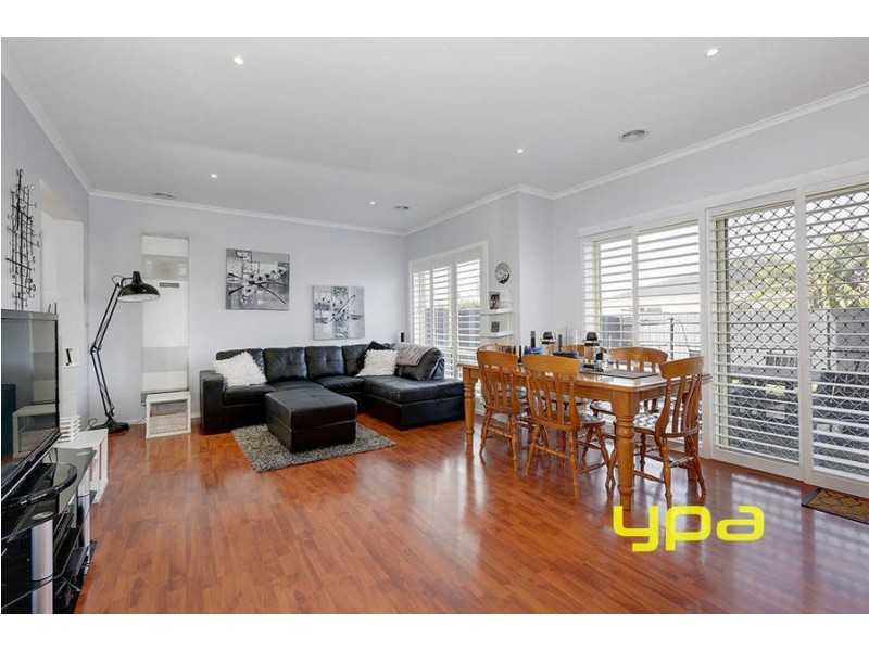 7 Amberlea Circuit, Taylors Hill VIC 3037