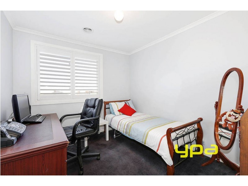 7 Amberlea Circuit, Taylors Hill VIC 3037