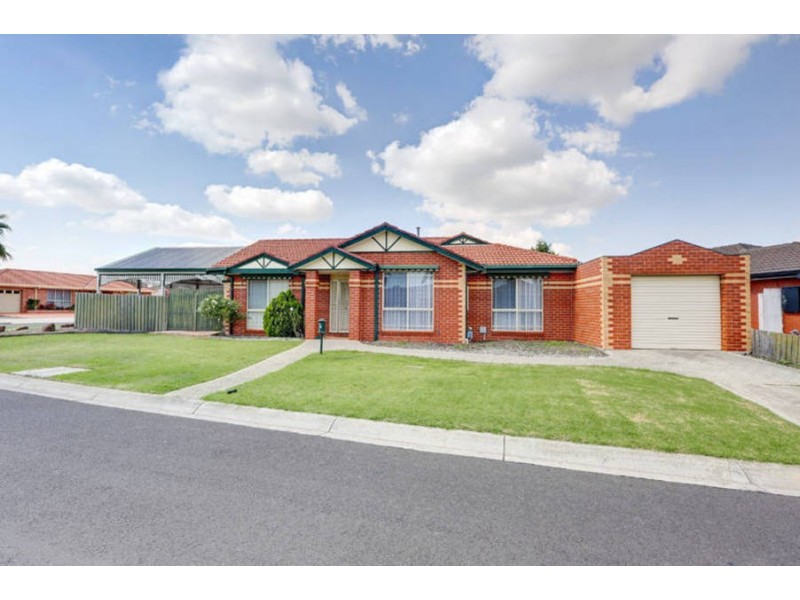 2 Dulcify Court, Keilor Downs VIC 3038