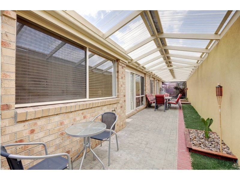 7 Enid Court, Hillside VIC 3037