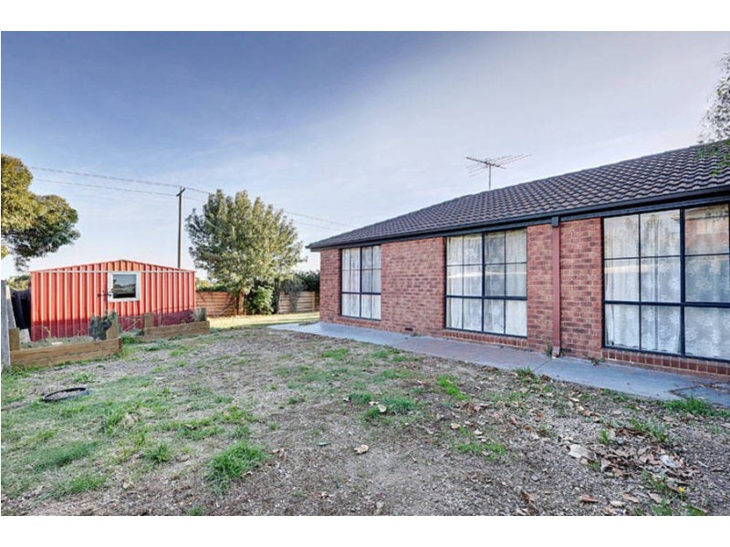 37 Bellevue Blvd, Hillside VIC 3037