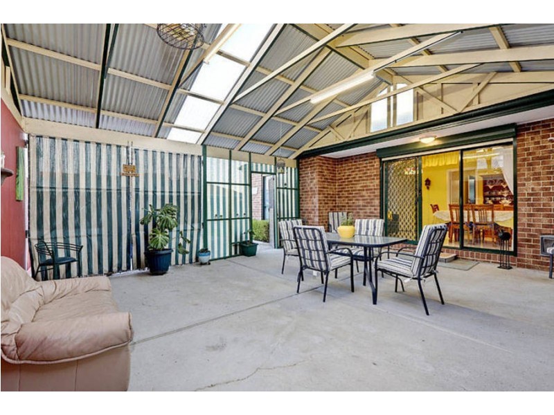 22 Cassinia Close, Delahey VIC 3037